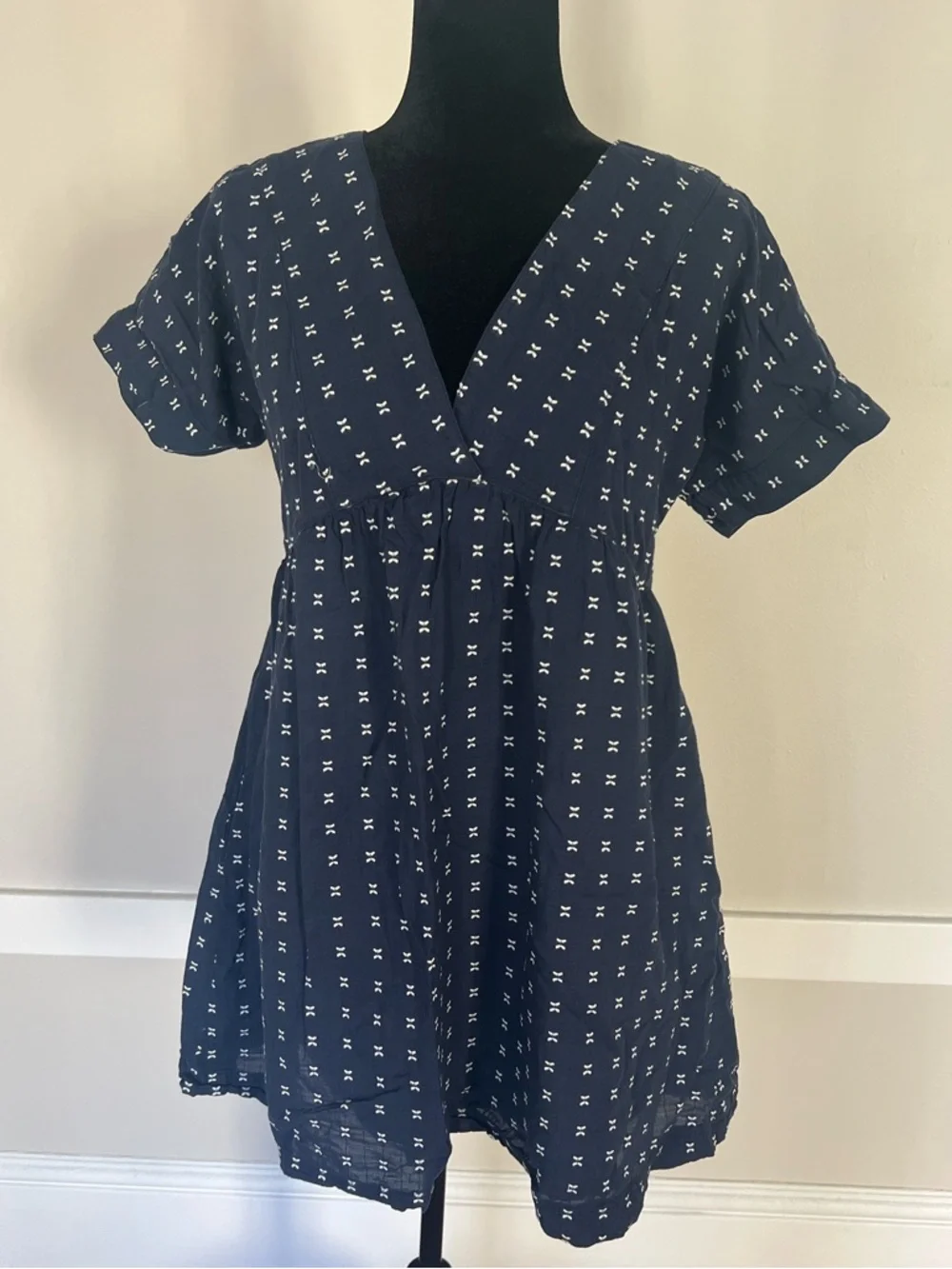 Madewell Dolman Sleeve V-Neck Navy Blue Mini Dress with in Textured Dot Sz Small - Picture 3 of 10